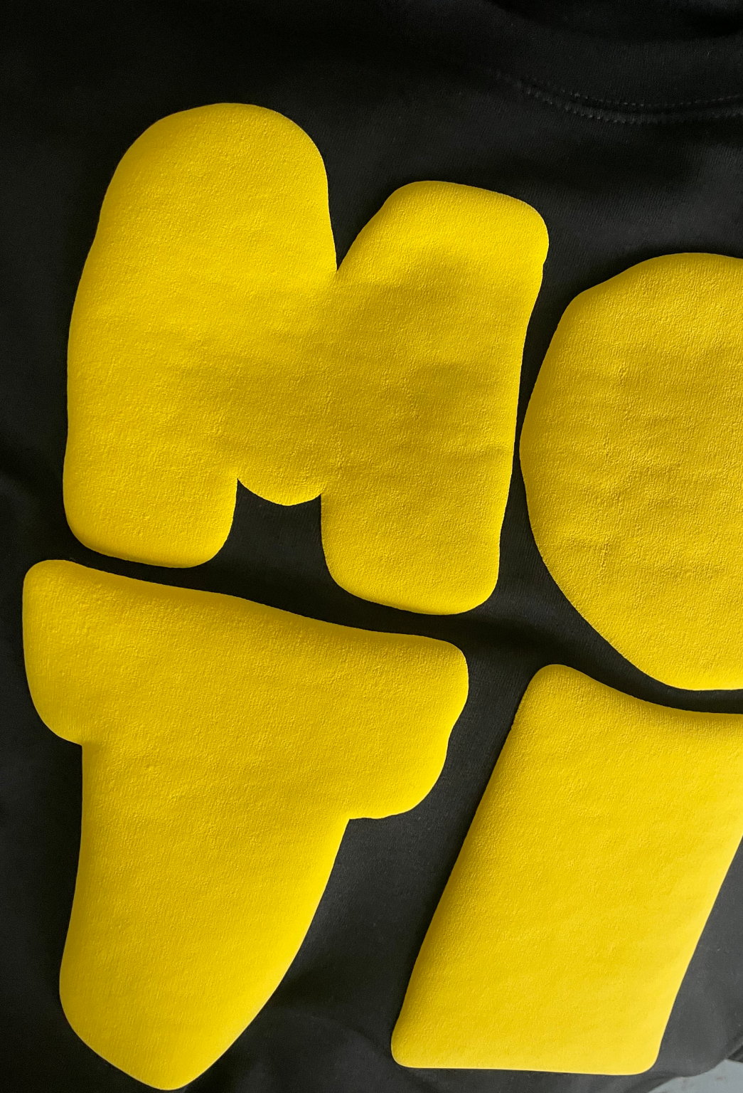 3D Puff Vinyl print - TEEPIG